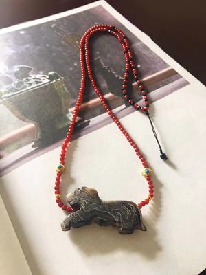 古鏢國千年虎形纏絲瑪瑙佩